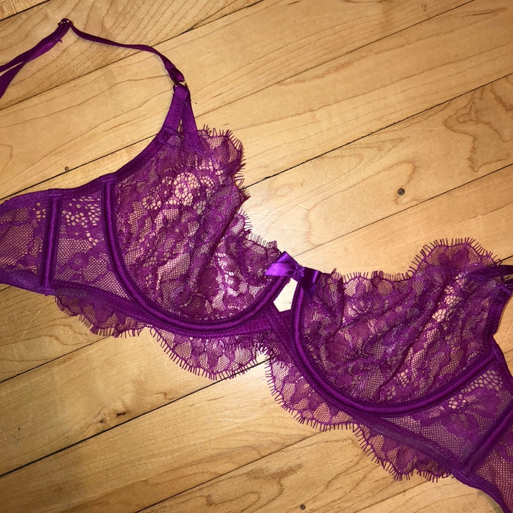 Victoria Secret underwire bra